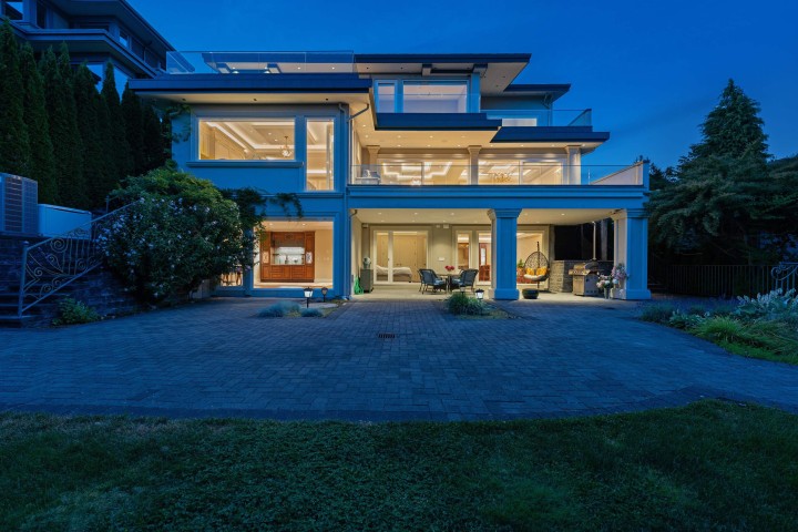 Photo 31 at 2540 Mathers Avenue, Dundarave, West Vancouver