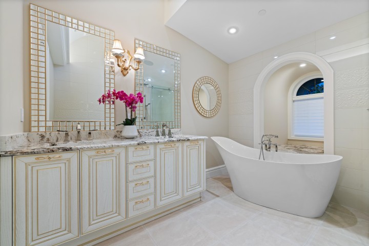 Photo 25 at 2540 Mathers Avenue, Dundarave, West Vancouver