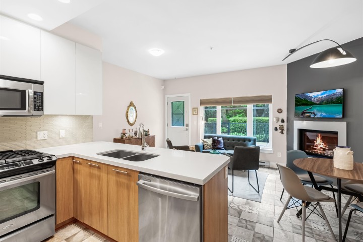 Photo 13 at 460 E 5th Avenue, Mount Pleasant VE, Vancouver East