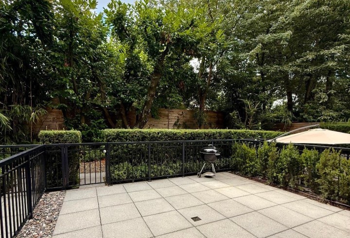 Photo 7 at 460 E 5th Avenue, Mount Pleasant VE, Vancouver East