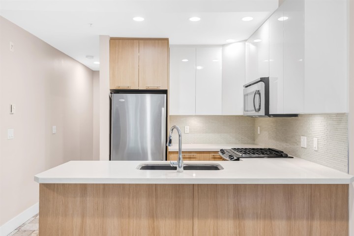 Photo 11 at 460 E 5th Avenue, Mount Pleasant VE, Vancouver East