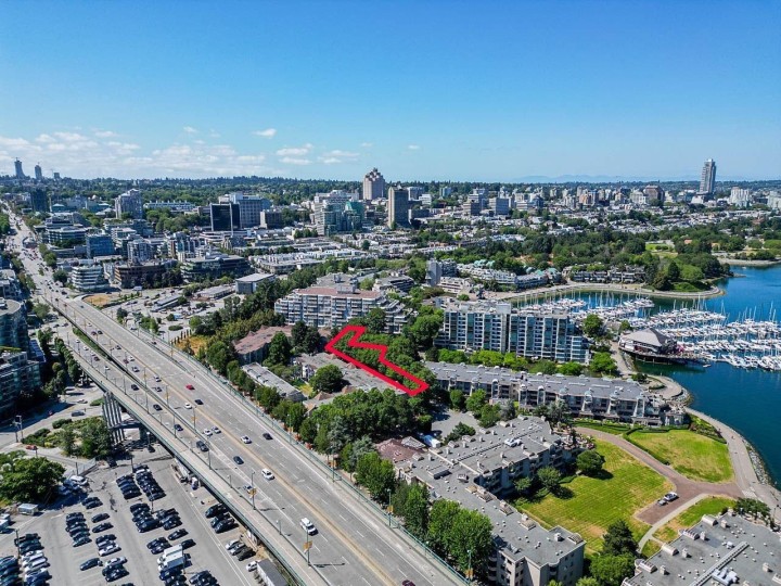 Photo 5 at 500 Starboard Square, False Creek, Vancouver West