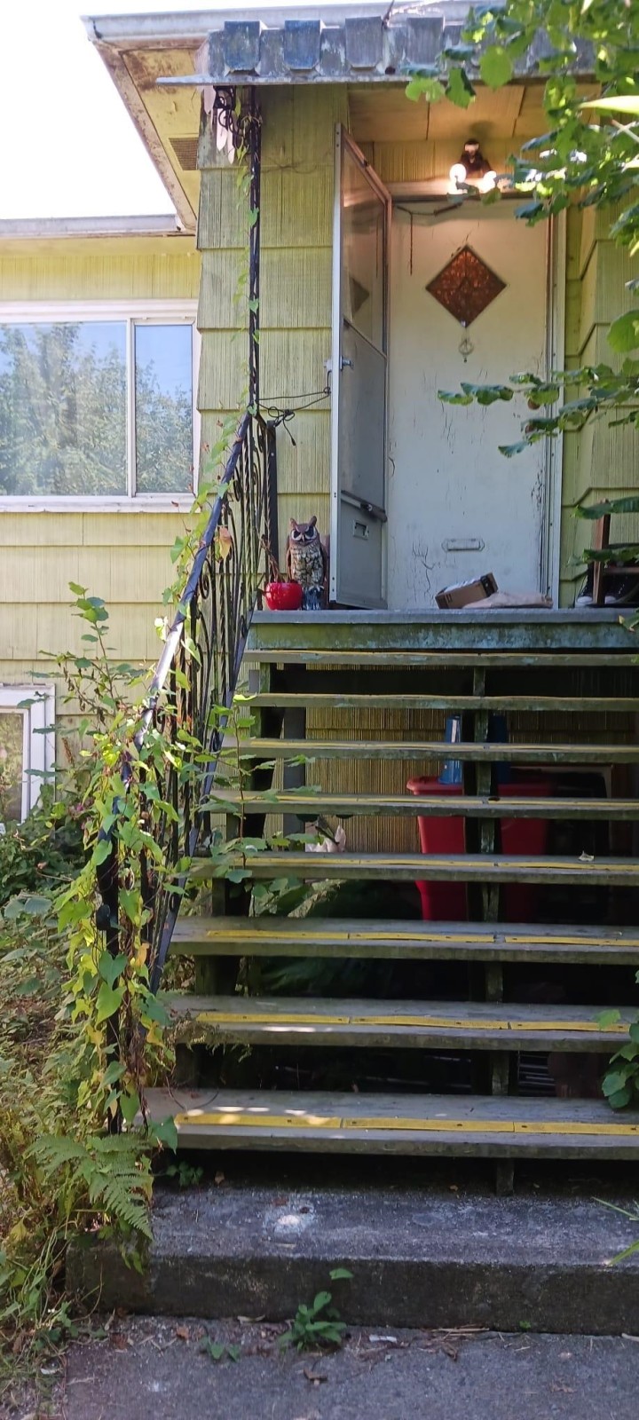 Photo 1 at 1824 E 11th Avenue, Grandview Woodland, Vancouver East