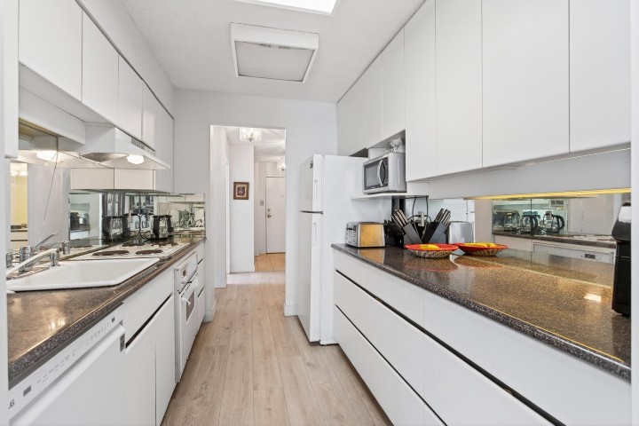 Photo 21 at 508 - 2024 Fullerton Avenue, Pemberton NV, North Vancouver