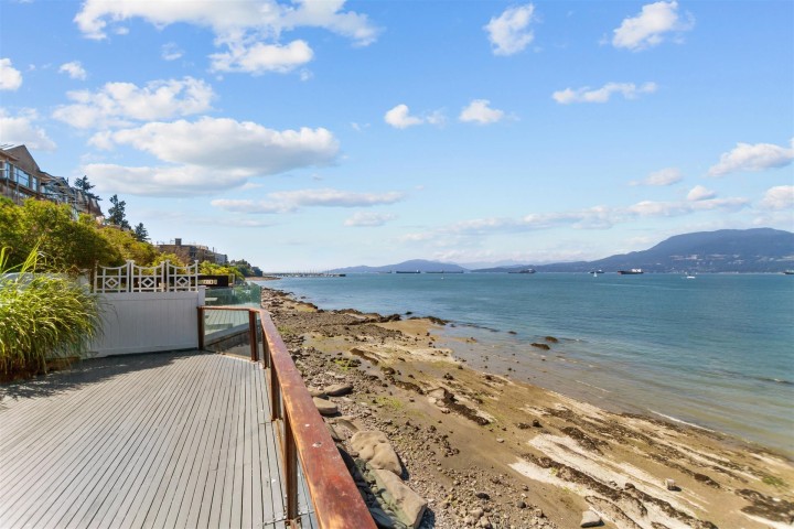 Photo 6 at 3131 Point Grey Road, Kitsilano, Vancouver West