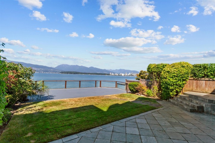 Photo 7 at 3131 Point Grey Road, Kitsilano, Vancouver West