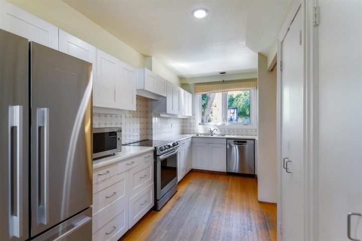 Photo 14 at 3131 Point Grey Road, Kitsilano, Vancouver West