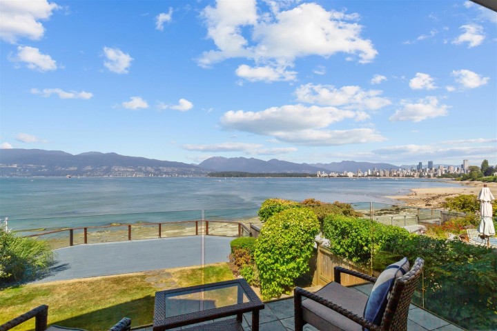 Photo 4 at 3131 Point Grey Road, Kitsilano, Vancouver West