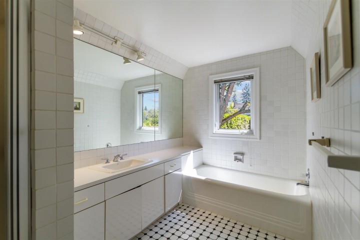 Photo 21 at 3131 Point Grey Road, Kitsilano, Vancouver West