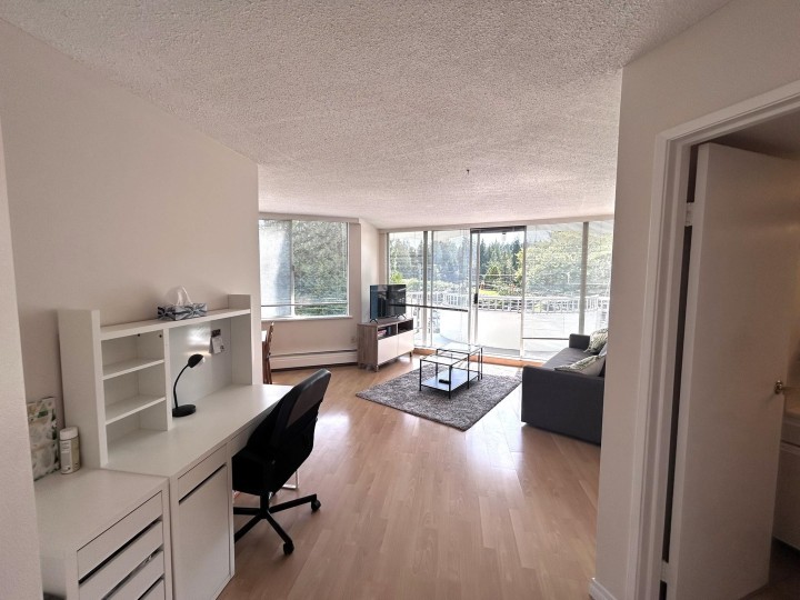 Photo 7 at 303 - 4691 W 10th Avenue, Point Grey, Vancouver West