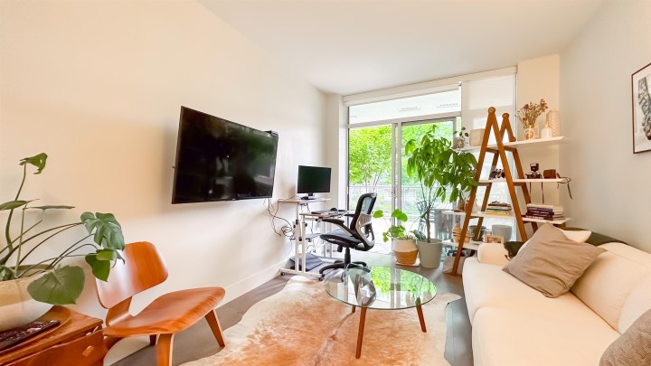 Photo 9 at 202 - 3498 Marine Way, South Marine, Vancouver East