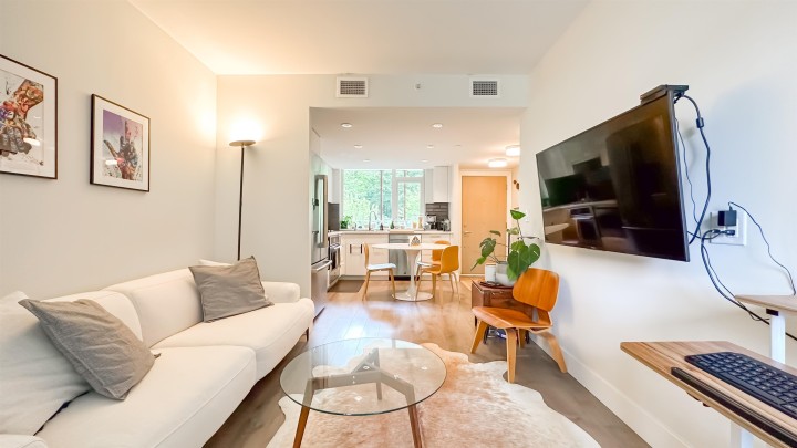 Photo 10 at 202 - 3498 Marine Way, South Marine, Vancouver East