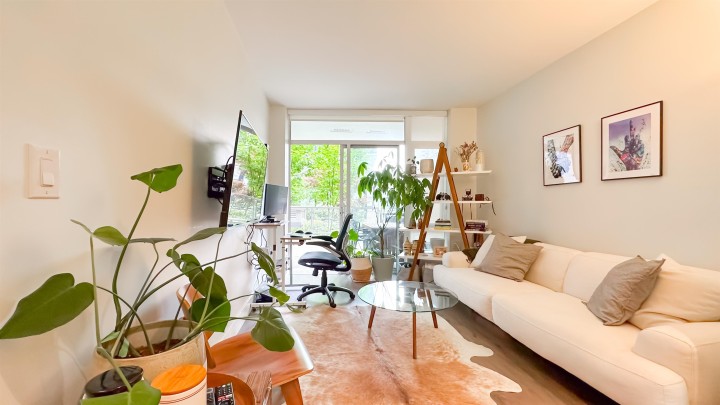 Photo 8 at 202 - 3498 Marine Way, South Marine, Vancouver East