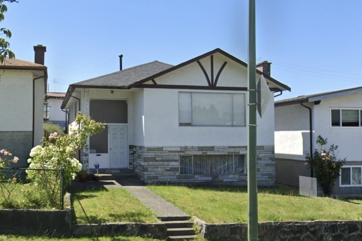 Photo 1 at 3023 Rupert Street, Renfrew Heights, Vancouver East