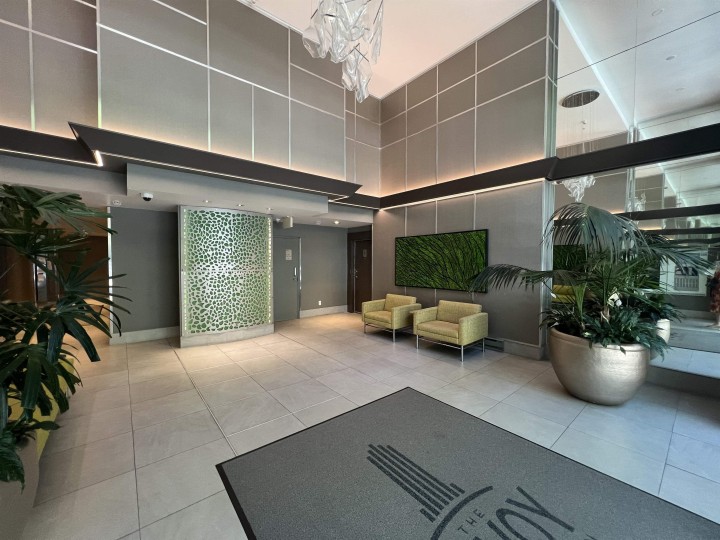 Photo 4 at 1203 - 928 Richards Street, Yaletown, Vancouver West