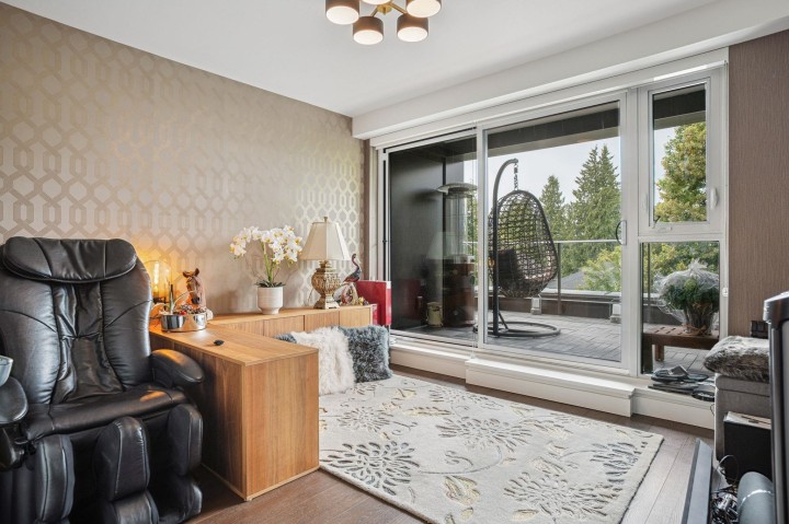 Photo 17 at 304 - 7128 Adera Street, South Granville, Vancouver West