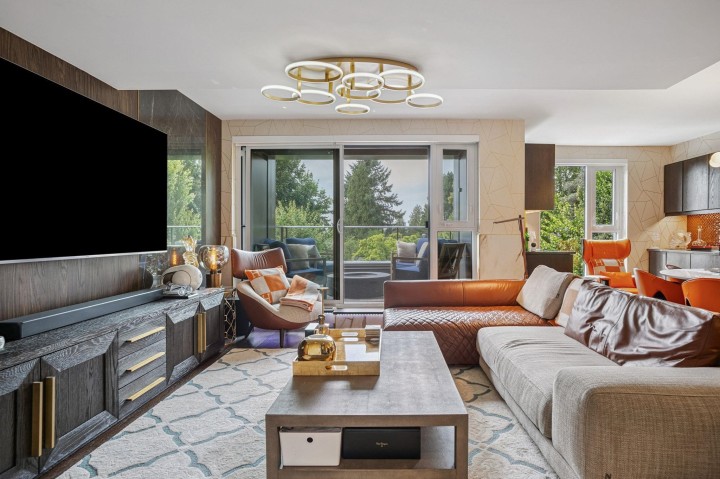 Photo 3 at 304 - 7128 Adera Street, South Granville, Vancouver West