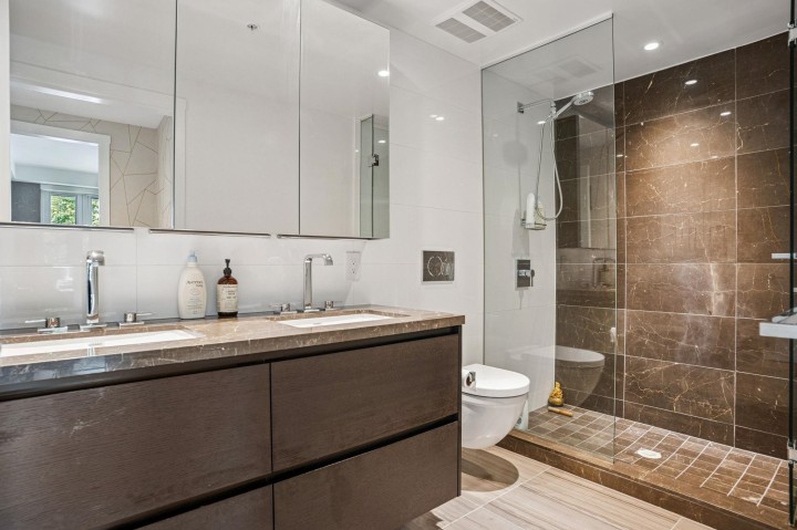 Photo 15 at 304 - 7128 Adera Street, South Granville, Vancouver West