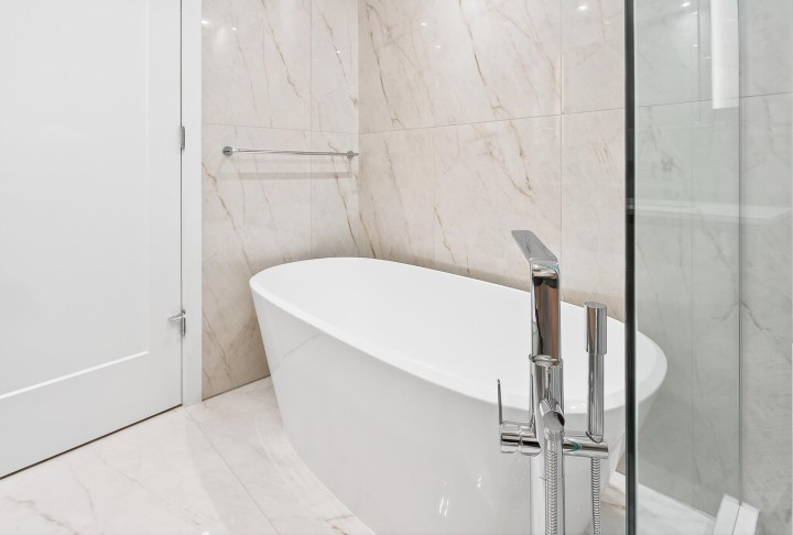 Photo 26 at 703 - 135 E 13th Street, Central Lonsdale, North Vancouver