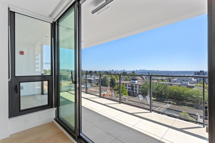 Photo 7 at 703 - 135 E 13th Street, Central Lonsdale, North Vancouver