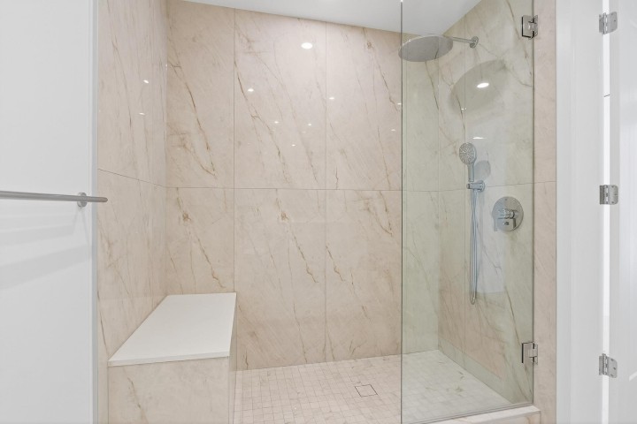 Photo 32 at 703 - 135 E 13th Street, Central Lonsdale, North Vancouver