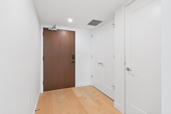 Photo 33 at 703 - 135 E 13th Street, Central Lonsdale, North Vancouver