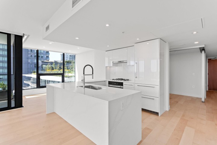 Photo 19 at 703 - 135 E 13th Street, Central Lonsdale, North Vancouver