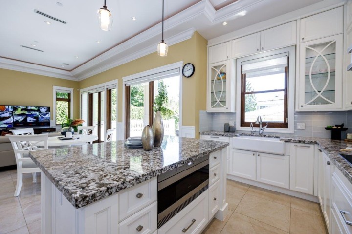 Photo 12 at 3928 W 34th Avenue, Dunbar, Vancouver West