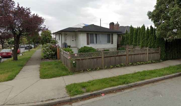 Photo 1 at 1352 E 57th Avenue, South Vancouver, Vancouver East
