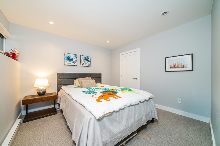 Photo 28 at 18 - 2214 Folkestone Way, Panorama Village, West Vancouver