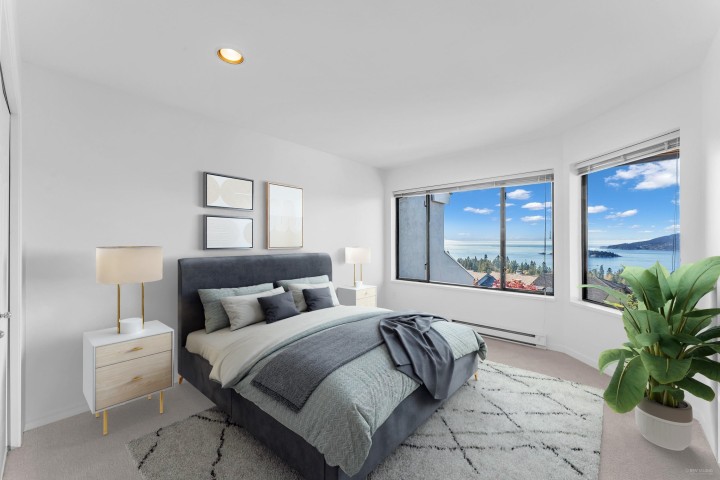 Photo 5 at 5446 Meadfeild Lane, Upper Caulfeild, West Vancouver