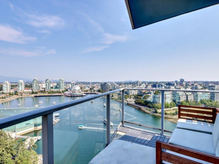 Photo 1 at 2701 - 8 Smithe Mews, Yaletown, Vancouver West