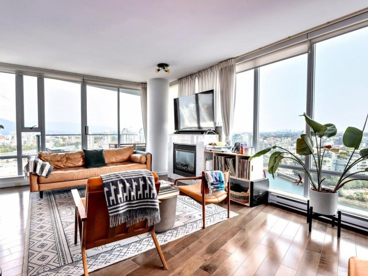 Photo 4 at 2701 - 8 Smithe Mews, Yaletown, Vancouver West