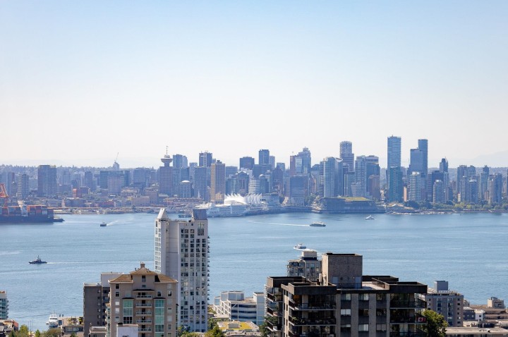 Photo 18 at 1406 - 135 E 13th Street, Central Lonsdale, North Vancouver