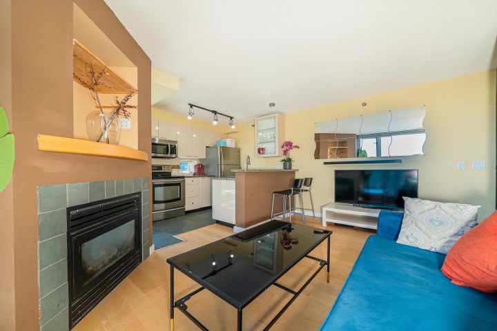 Photo 9 at 1509 - 1068 Hornby Street, Downtown VW, Vancouver West