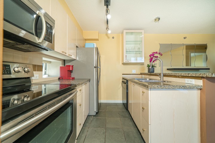 Photo 11 at 1509 - 1068 Hornby Street, Downtown VW, Vancouver West