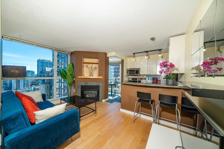 Photo 4 at 1509 - 1068 Hornby Street, Downtown VW, Vancouver West