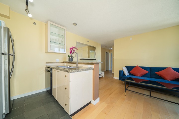 Photo 8 at 1509 - 1068 Hornby Street, Downtown VW, Vancouver West