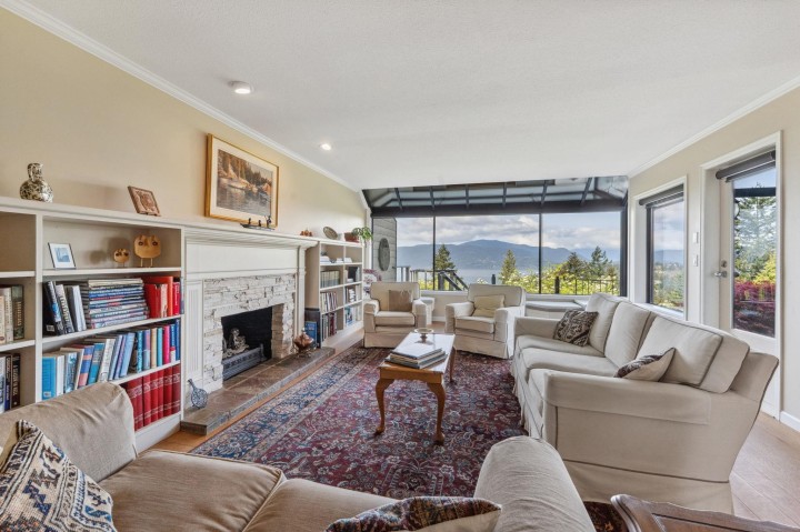 Photo 5 at 5207 Aspen Drive, Upper Caulfeild, West Vancouver