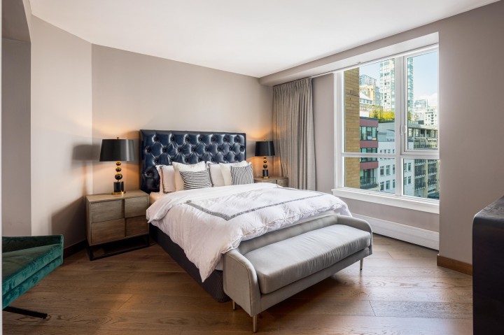 Photo 12 at 805 - 388 Drake Street, Yaletown, Vancouver West