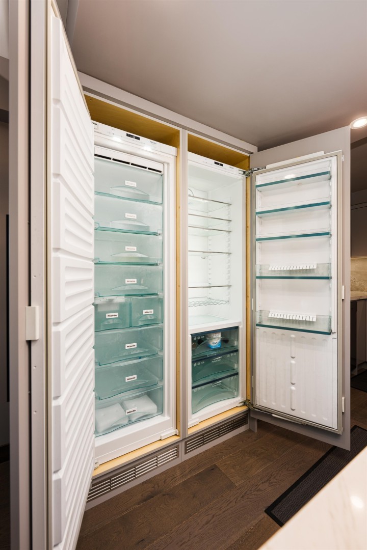 Photo 8 at 805 - 388 Drake Street, Yaletown, Vancouver West