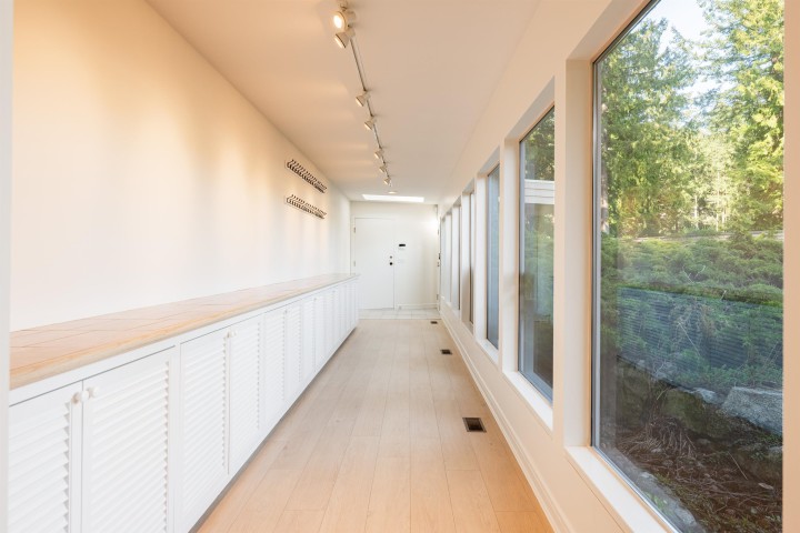 Photo 15 at 4060 Almondel Road, Bayridge, West Vancouver