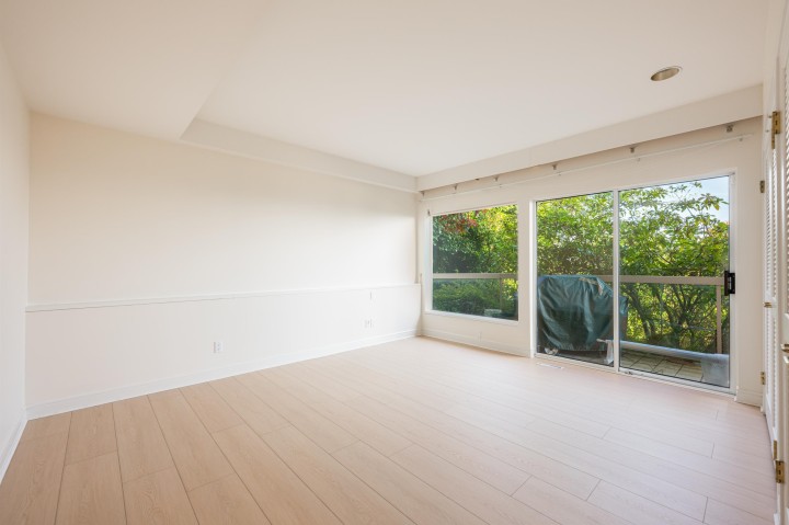 Photo 31 at 4060 Almondel Road, Bayridge, West Vancouver