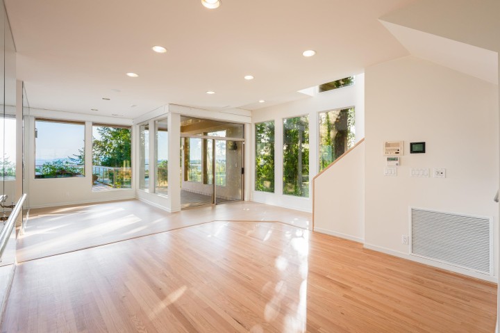 Photo 29 at 4060 Almondel Road, Bayridge, West Vancouver