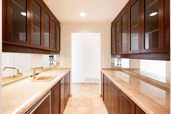 Photo 8 at 4060 Almondel Road, Bayridge, West Vancouver