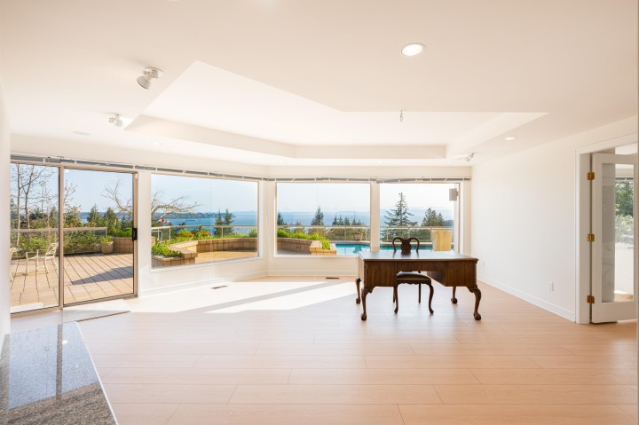 Photo 25 at 4060 Almondel Road, Bayridge, West Vancouver