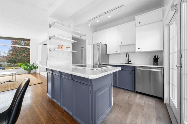 Photo 13 at 530 W 14th Street, Central Lonsdale, North Vancouver