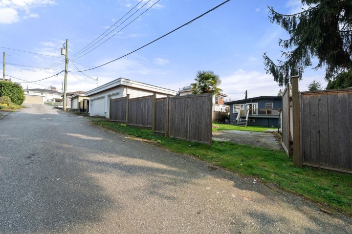 Photo 22 at 530 W 14th Street, Central Lonsdale, North Vancouver