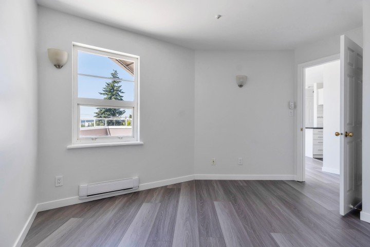 Photo 27 at 404 - 245 St. Davids Avenue, Lower Lonsdale, North Vancouver