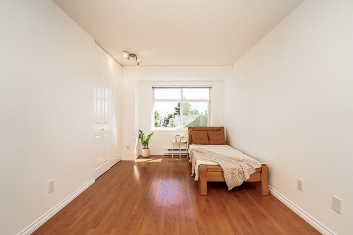 Photo 22 at 34 - 900 W 17th Street, Mosquito Creek, North Vancouver